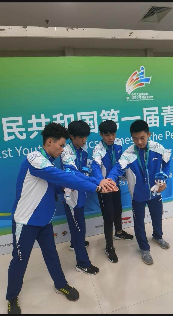 春热血, 压轴大戏当 春热血, 压轴大戏当