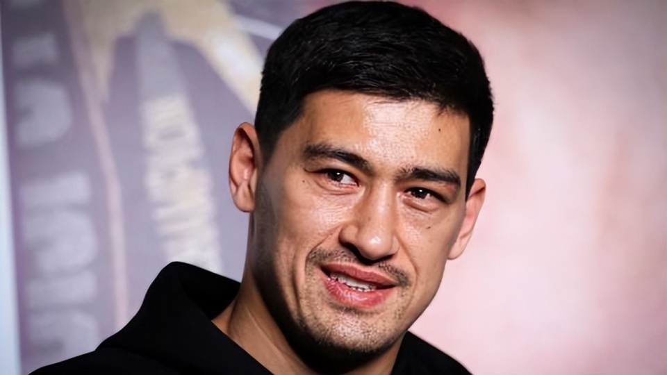 拳王投降, 希望保留强 拳王投降, 希望保留强