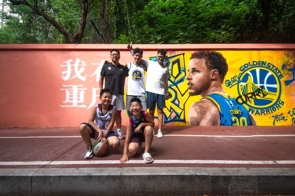 记者, 肖红虎告诉