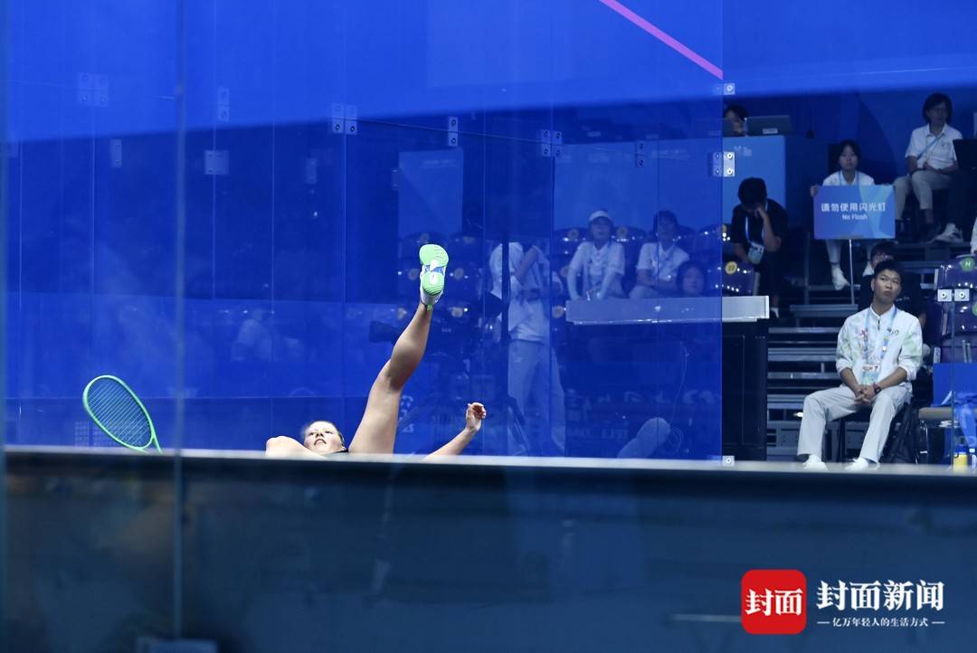 直击壁球精, 说世运